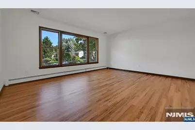 60 Gordon Avenue B #B, Tenafly, NJ 07670 - Photo 4