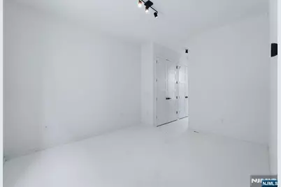 199 Park Street, East Orange, NJ 07017 - Photo 20
