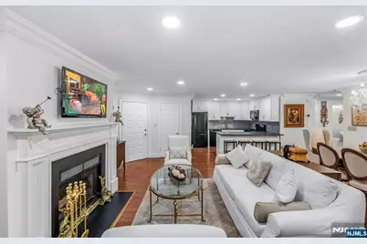 179 Redwood Court 11 #11, Ramsey, NJ 07446 - Photo 2
