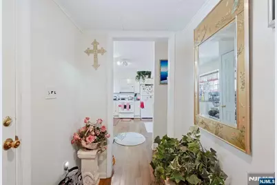 72-74 Fournier Crescent, Elmwood Park, NJ 07407 - Photo 38