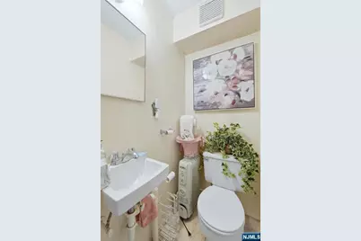 72-74 Fournier Crescent, Elmwood Park, NJ 07407 - Photo 34