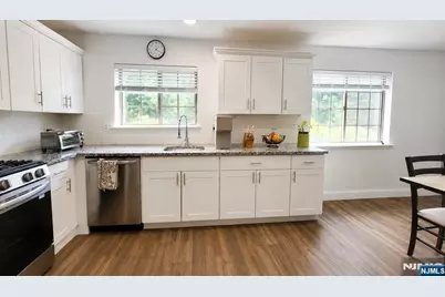 3112 Stowe Lane, Mahwah, NJ 07430 - Photo 10