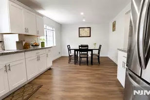 3112 Stowe Ln, Mahwah, NJ 07430 - Photo 8