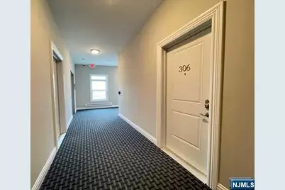 116 Essex Street 306 #306, Hackensack, NJ 07601 - Photo 4