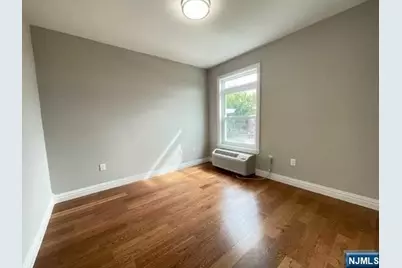 116 Essex Street 306 #306, Hackensack, NJ 07601 - Photo 12