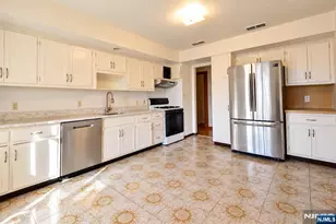 2470 5th Street 2, Fort Lee, NJ 07024 - Photo 4