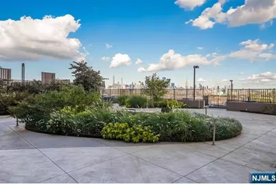 100 Manhattan Avenue 708 #708, Jersey City, NJ 07087 - Photo 16
