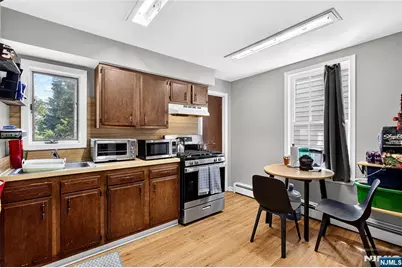 216 Jackson Avenue, Hackensack, NJ 07601 - Photo 4