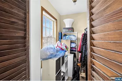 216 Jackson Avenue, Hackensack, NJ 07601 - Photo 10
