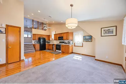 214 Newark Avenue, Lyndhurst Township, NJ 07071 - Photo 2