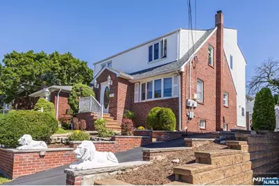 214 Newark Avenue, Lyndhurst Township, NJ 07071 - Photo 22