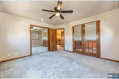 214 Newark Avenue, Lyndhurst Township, NJ 07071 - Photo 12