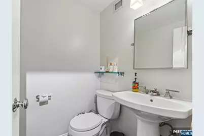 1077 River Road 205 #205, Edgewater, NJ 07020 - Photo 14