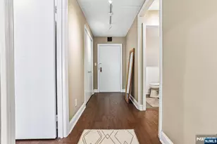 1077 River Road 205, Edgewater, NJ 07020 - Photo 4