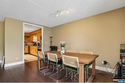 1077 River Road 205 #205, Edgewater, NJ 07020 - Photo 10