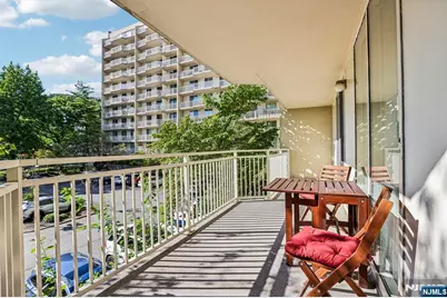 1077 River Road 205 #205, Edgewater, NJ 07020 - Photo 20