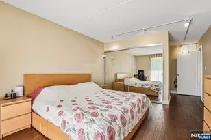1077 River Road 205, Edgewater, NJ 07020 - Photo 16