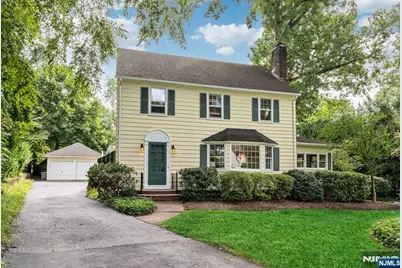 140 Unadilla Road, Ridgewood, NJ 07450 - Photo 2