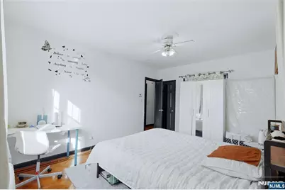 66 Washington Place, East Rutherford, NJ 07073 - Photo 20