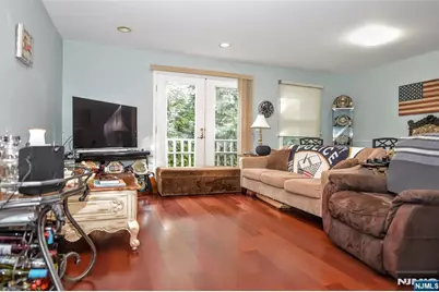 45 Royal Avenue 17 #17, Hawthorne, NJ 07506 - Photo 8