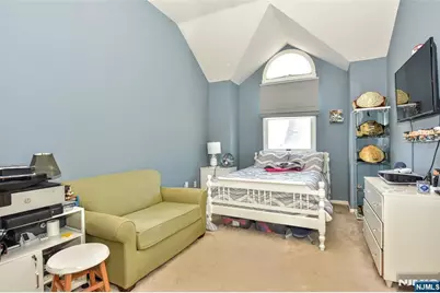45 Royal Avenue 17 #17, Hawthorne, NJ 07506 - Photo 18