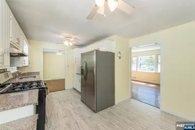 39 Warren Trail, Denville, NJ 07834 - Photo 6