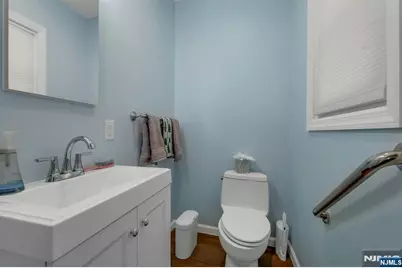 116 Hillside Avenue, Teaneck Township, NJ 07666 - Photo 8