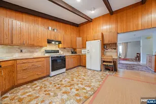 225 Jackson Ave, Rutherford, NJ 07070 - Photo 10