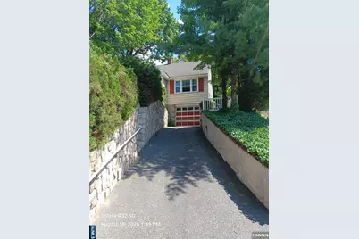 225 Jackson Avenue, Rutherford, NJ 07070 - Photo 2