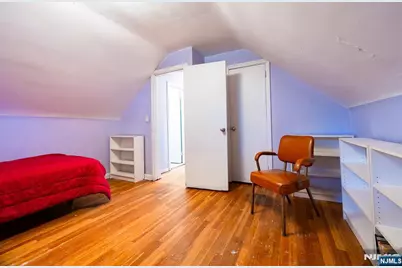 225 Jackson Avenue, Rutherford, NJ 07070 - Photo 18