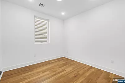 1001 Summit Avenue 3 #3, Jersey City, NJ 07307 - Photo 12