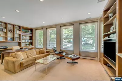 4 Ascot Way, Fort Lee, NJ 07024 - Photo 22