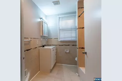 867 S 17th Street 1 #1, Newark, NJ 07108 - Photo 6