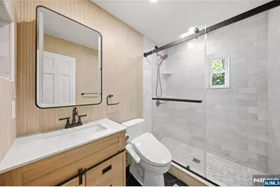 2 Crow Trail, Wayne, NJ 07470 - Photo 10