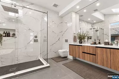 152 Morningside Lane A #A, Palisades Park, NJ 07650 - Photo 16