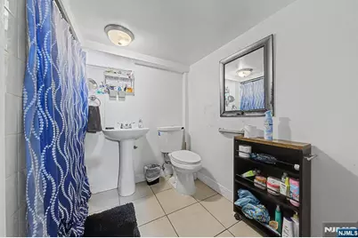 154 Ames Street, Hackensack, NJ 07601 - Photo 34