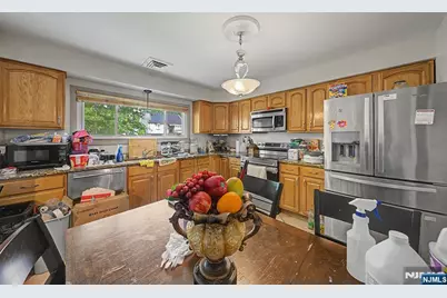 154 Ames Street, Hackensack, NJ 07601 - Photo 16