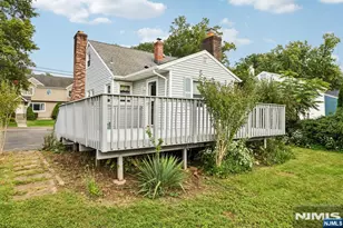 6 Summit Ave, Waldwick, NJ 07463 - Photo 40