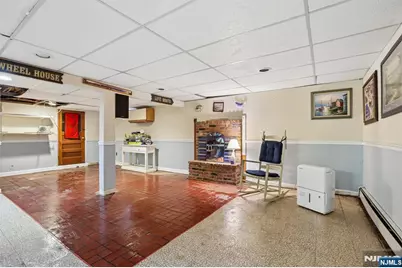 6 Summit Avenue, Waldwick, NJ 07463 - Photo 36