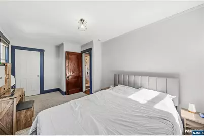 344 Rutherford Avenue, Lyndhurst Township, NJ 07071 - Photo 12