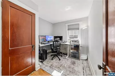 344 Rutherford Avenue, Lyndhurst Township, NJ 07071 - Photo 16