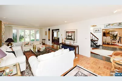 690 Orchard Lane, Franklin Lakes, NJ 07417 - Photo 6