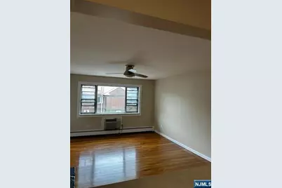 129-131 6th Street 2 #2, Fairview, NJ 07022 - Photo 2