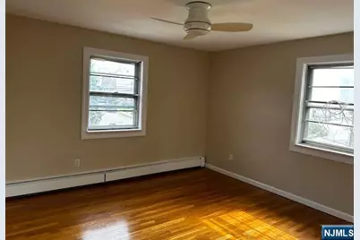 129-131 6th Street 2 #2, Fairview, NJ 07022 - Photo 6