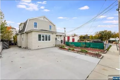 327 Stover Avenue 2nd Floor #2nd floor, North Arlington, NJ 07031 - Photo 2