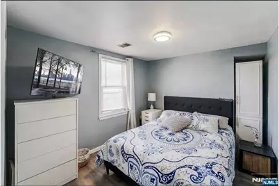 327 Stover Avenue 2nd Floor #2nd floor, North Arlington, NJ 07031 - Photo 6