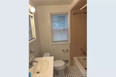 148 E 54th 1 #1, Elmwood Park, NJ 07410 - Photo 8