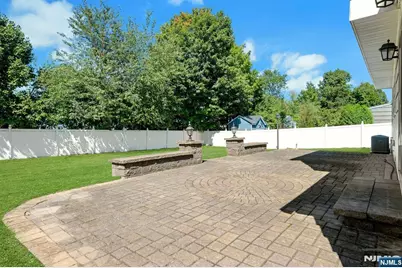 10 Klimback Court, Caldwell, NJ 07006 - Photo 18
