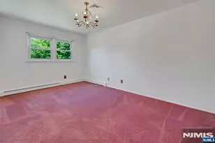 10 Klimback Ct, Caldwell, NJ 07006 - Photo 20