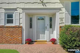 10 Klimback Ct, Caldwell, NJ 07006 - Photo 2